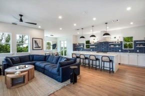The Ebberly House - Amazing Pool in Gated Community
